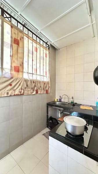 1-storey Terraced House for Sale in Bukit Indah (Iskandar Puteri (Nusajaya)) - Johnny Chan - Kitchen - PropertyGuru.com.my
