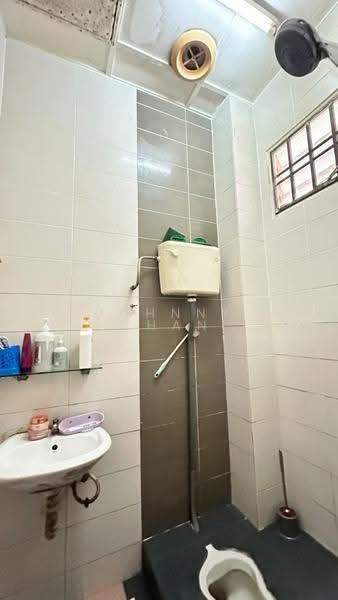 1-storey Terraced House for Sale in Bukit Indah (Iskandar Puteri (Nusajaya)) - Johnny Chan - Bathroom - PropertyGuru.com.my