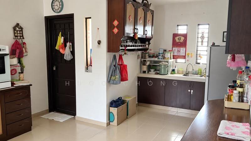 2-storey Terraced House for Sale in Taman Overseas Union (Taman Oug) (Jalan Klang Lama (Old Klang Road)) - Hugo Chong - Kitchen - PropertyGuru.com.my
