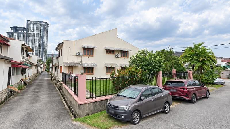2-storey Terraced House for Sale in Taman Overseas Union (Taman Oug) (Jalan Klang Lama (Old Klang Road)) - Hugo Chong - Exterior - PropertyGuru.com.my