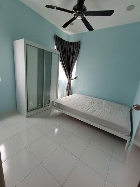 Kediaman Servis untuk Disewa di Jentayu Residensi @ Tampoi - Alfred Yap - Bedroom - PropertyGuru.com.my