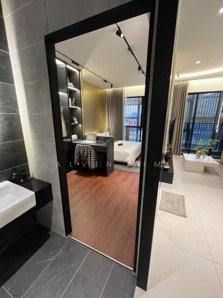 Kediaman Servis untuk Dijual di The Address @ Maxim Pelangi - Alvin Lim - Bedroom - PropertyGuru.com.my