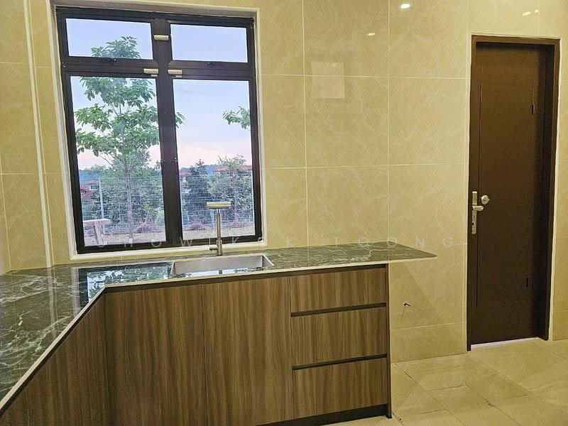 Rumah Teres 2-Tingkat untuk Disewa di Bandar Kinrara Seksyen 1 (Bandar Kinrara) - Chow Kok Toong - Kitchen - PropertyGuru.com.my