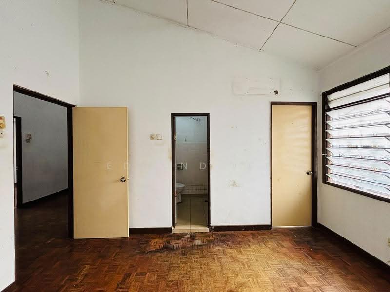 2-storey Terraced House for Sale in SS5 (Petaling Jaya) - Edmund Lee - Interior - PropertyGuru.com.my