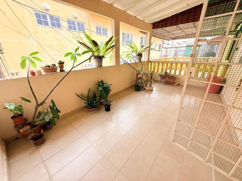 Rumah Teres 2-Tingkat untuk Dijual di Taman Wawasan (Puchong) - Cl Khoo - Balcony - PropertyGuru.com.my