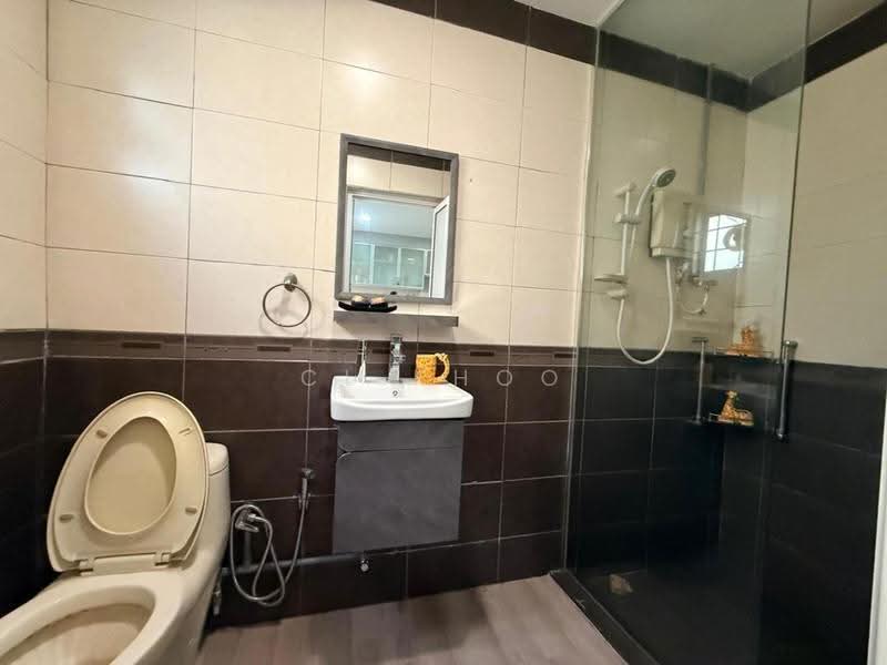 Rumah Teres 2-Tingkat untuk Dijual di Taman Wawasan (Puchong) - Cl Khoo - Bathroom - PropertyGuru.com.my