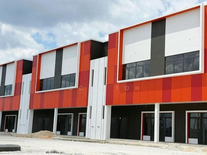 Kilang untuk Disewa di Bandar Baru Puncak Alam (Puncak Alam) - Lucas Toh - Exterior - PropertyGuru.com.my