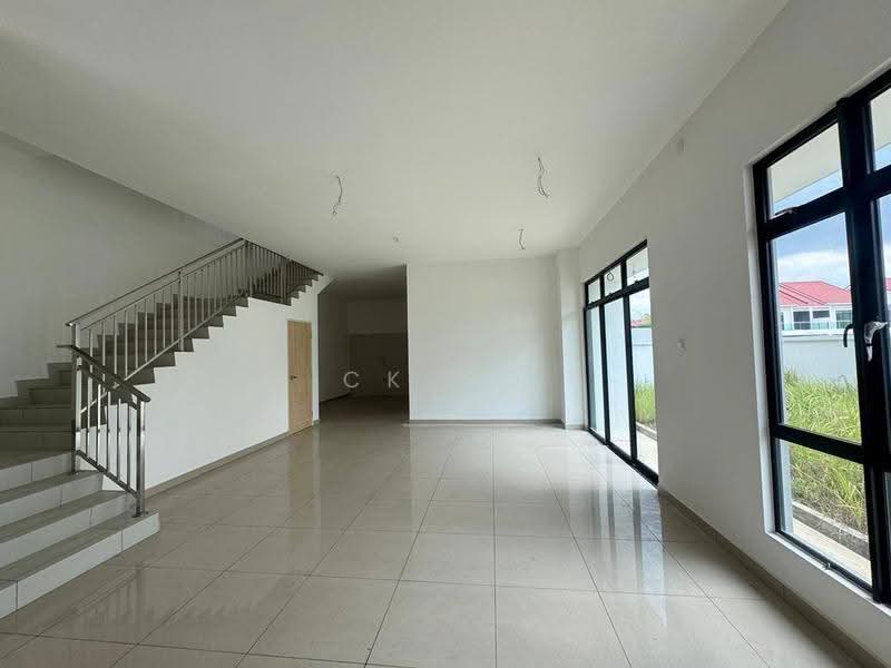 Rumah Kluster untuk Dijual di Kulai (Johor) - CK Ng - Living Room - PropertyGuru.com.my