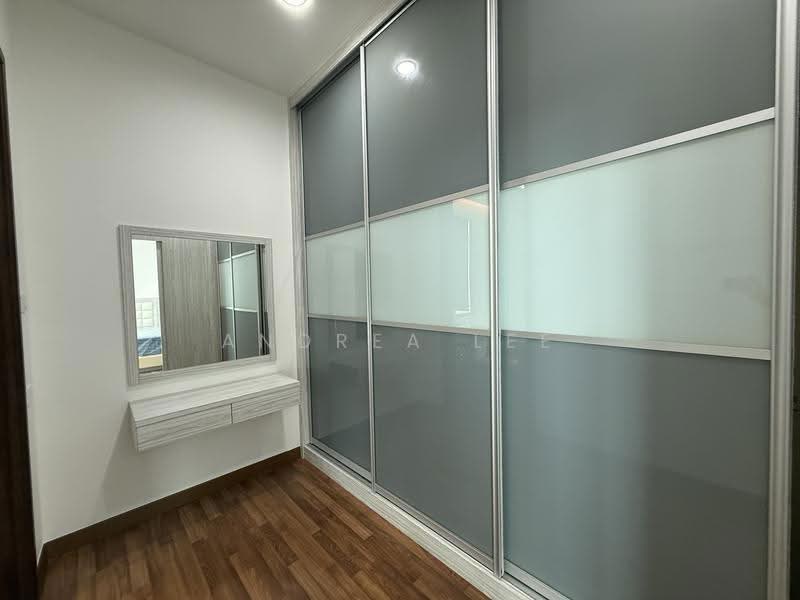 Kondominium untuk Disewa di H Residence (One Ritz Residence / Kelawai View) - Andrea Lee - Bedroom - PropertyGuru.com.my
