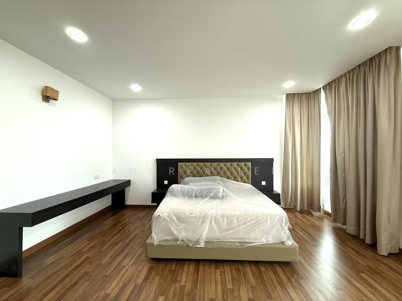 Kondominium untuk Disewa di H Residence (One Ritz Residence / Kelawai View) - Andrea Lee - Bedroom - PropertyGuru.com.my