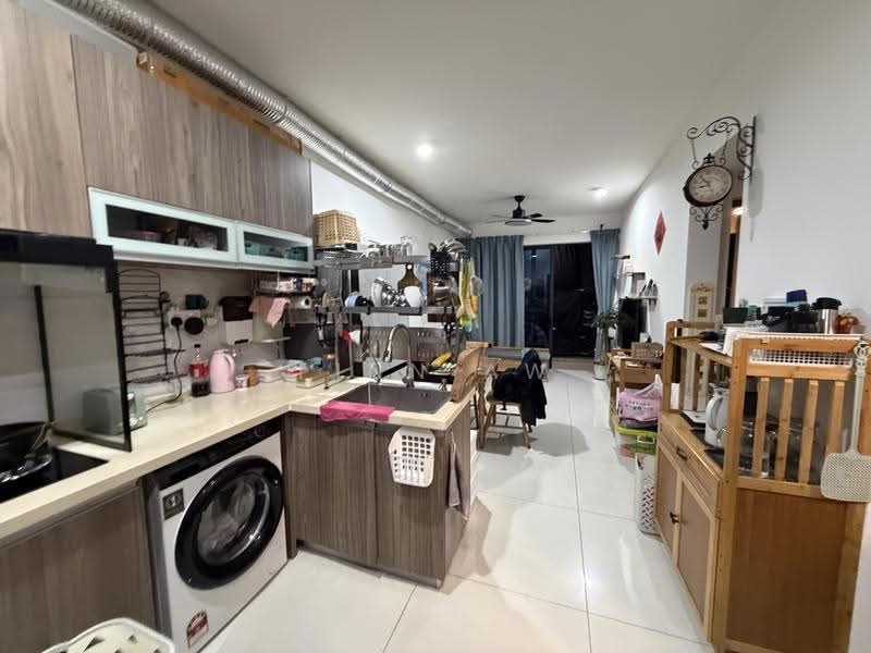 Kediaman Servis untuk Dijual di Country Garden Central Park - Finn Aw - Kitchen - PropertyGuru.com.my
