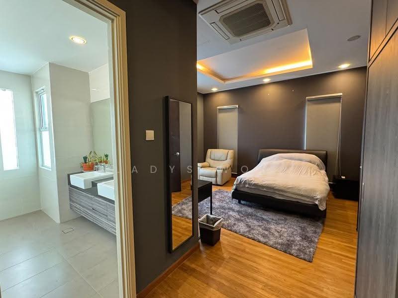 Banglo Pautan untuk Dijual di Senibong (Permas Jaya) - Gladys Wong - Bedroom - PropertyGuru.com.my