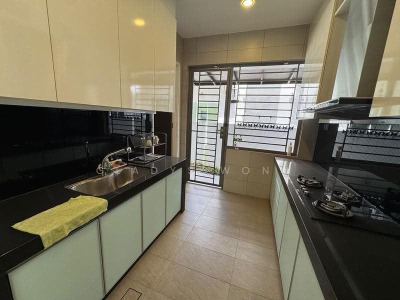 Banglo Pautan untuk Dijual di Senibong (Permas Jaya) - Gladys Wong - Kitchen - PropertyGuru.com.my