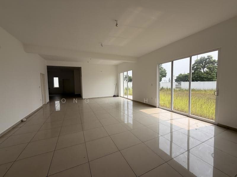 2-storey Terraced House for Sale in Seremban (Negeri Sembilan) - Ong Jia Hui - Living Room - PropertyGuru.com.my