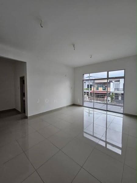 Rumah Teres 2-Tingkat untuk Dijual di Bandar Putra Kulai (Kulai) - John Lim - Living Room - PropertyGuru.com.my
