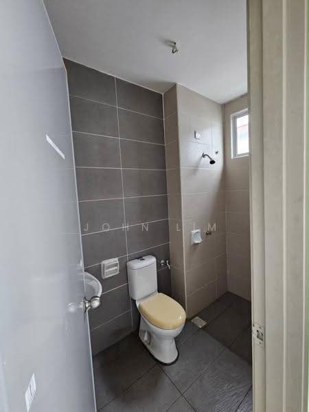 Rumah Teres 2-Tingkat untuk Dijual di Bandar Putra Kulai (Kulai) - John Lim - Bathroom - PropertyGuru.com.my