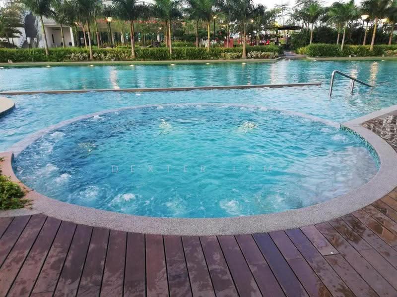 Kediaman Servis untuk Dijual di Green Haven - Dexter Lim - Pool - PropertyGuru.com.my