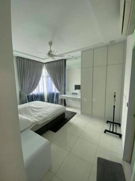 Kediaman Servis untuk Dijual di The Sky Executive Suites - Wan Ning - Bedroom - PropertyGuru.com.my