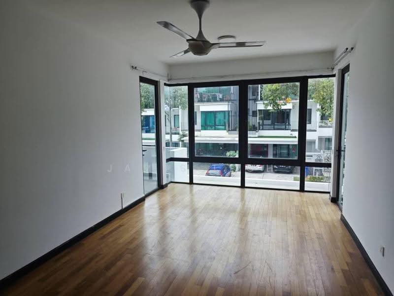 Bungalow House untuk Dijual di Shah Alam (Selangor) - James Teoh - Living Room - PropertyGuru.com.my