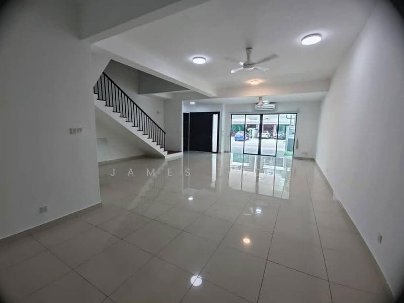 Bungalow House untuk Dijual di Shah Alam (Selangor) - James Teoh - Living Room - PropertyGuru.com.my