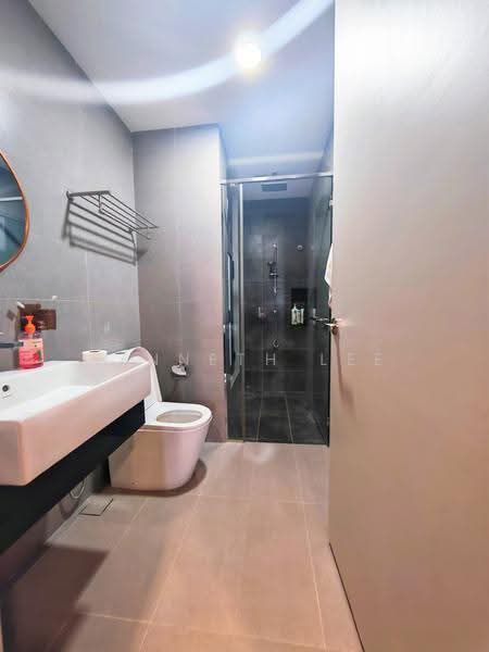 Kediaman Servis untuk Disewa di Sunway Belfield - Kenneth Lee - Bathroom - PropertyGuru.com.my