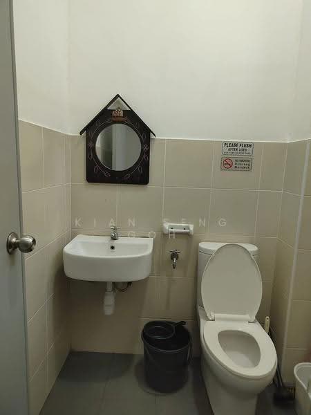 2-storey Terraced House for Rent in Taman Bestari Perdana (Pasir Gudang) - Kian Seng Goh - Bathroom - PropertyGuru.com.my