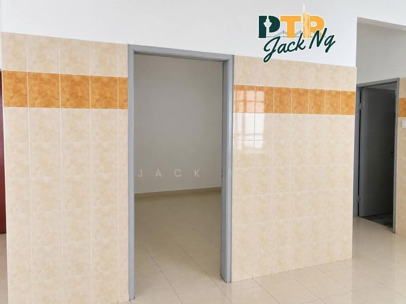 2-storey Terraced House for Sale in Seberang Perai (Penang) - Jack Ng - Corridor - PropertyGuru.com.my