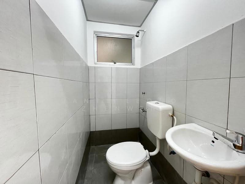 Apartment for Rent at Residensi Begonia @ TTDI Grove - Dante Leong Zhenwen - Bathroom - PropertyGuru.com.my