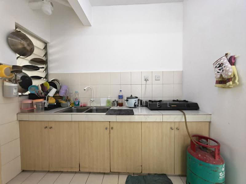 Pangsapuri untuk Dijual di Akasia Apartment @ Setia Alam - Kho Daniel - Kitchen - PropertyGuru.com.my
