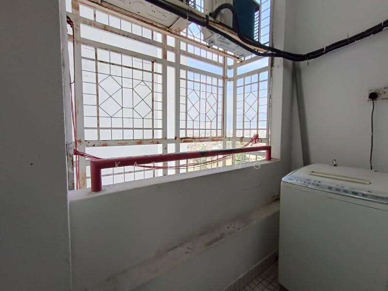 Kondominium untuk Disewa di Scotland Park - Kaze Kang - Balcony - PropertyGuru.com.my