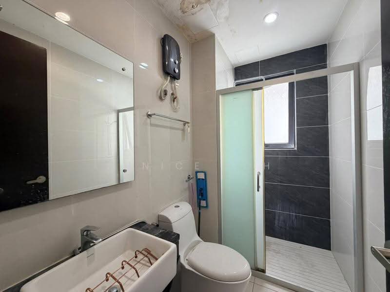 Kondominium untuk Dijual di Bay Point @ Country Garden Danga Bay - Eunice Koh - PropertyGuru.com.my