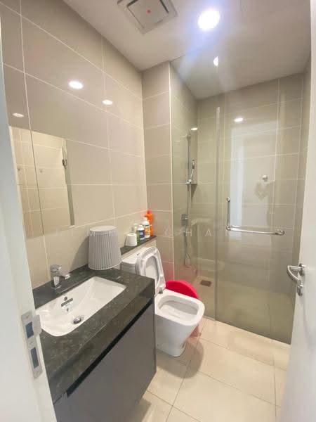 Service Residence for Sale at The Park 2 - Jimmy Chang - Bathroom - PropertyGuru.com.my