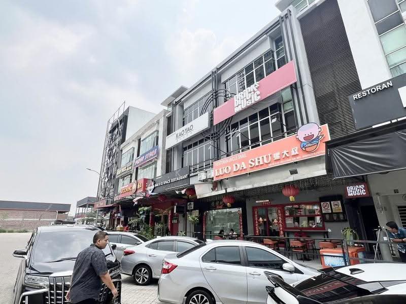 Shop / Office untuk Dijual di Taman Austin Heights (Tebrau) - Yik Tat - Exterior - PropertyGuru.com.my