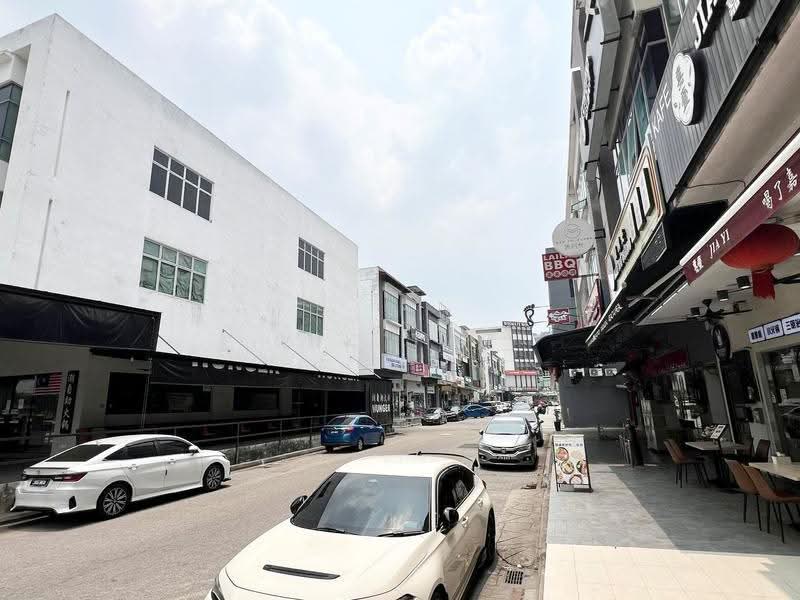 Shop / Office untuk Dijual di Taman Austin Heights (Tebrau) - Yik Tat - Exterior - PropertyGuru.com.my