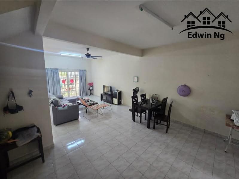 Rumah Teres untuk Dijual di Taman Sukun Indah (Bukit Mertajam) - Edwin Ng - Living Room - PropertyGuru.com.my