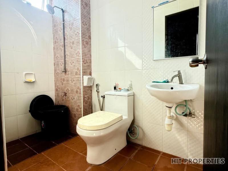 Semi-Detached House for Sale in Bandar Aman Jaya (Sungai Petani) - Hasnizam . - Bathroom - PropertyGuru.com.my