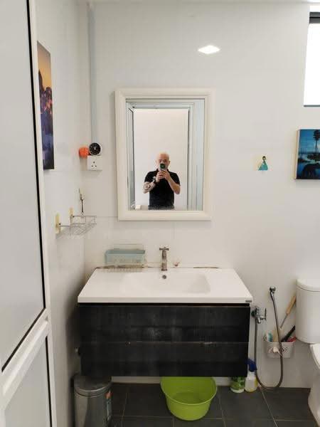 Kondominium untuk Disewa di Ivory Residence - Winson Tay - Bathroom - PropertyGuru.com.my