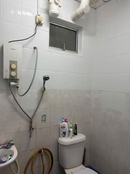 Apartment for Sale at Villa Krystal @ Bandar Selesa Jaya - Pauline Ng - Bathroom - PropertyGuru.com.my