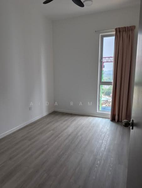 Condominium for Rent at Lakefront Residence - Aida Ramle - Bedroom - PropertyGuru.com.my