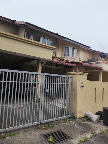 2-storey Terraced House for Rent in Kajang (Selangor) - Ann Goh - Exterior - PropertyGuru.com.my