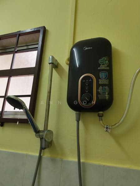 2-storey Terraced House for Rent in Kajang (Selangor) - Ann Goh - Bathroom - PropertyGuru.com.my