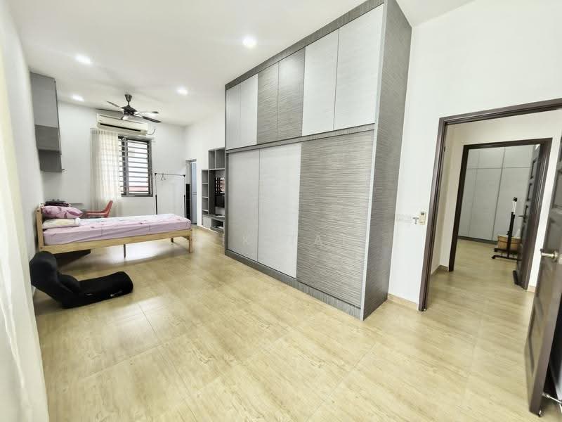 Semi-Detached House for Sale in Nusa Duta (Iskandar Puteri (Nusajaya)) - Yik Tat - Bedroom - PropertyGuru.com.my
