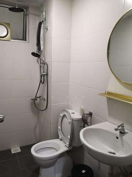 Kondominium untuk Disewa di Residensi Platinum Teratai - KK Yap - Bathroom - PropertyGuru.com.my