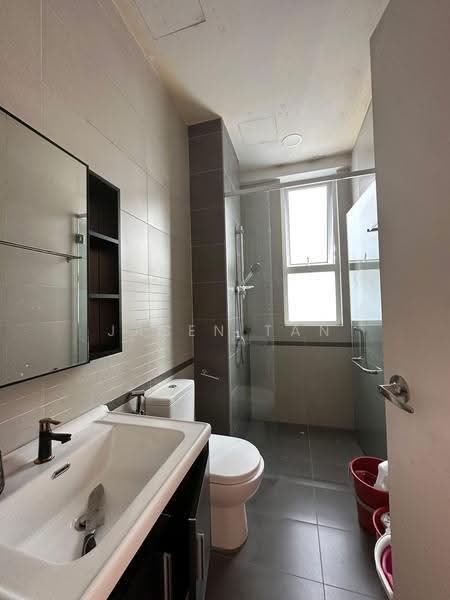 Kondominium untuk Dijual di D'Suites Akasia Horizon @ Horizon Hills - Jasen Tan - Bathroom - PropertyGuru.com.my