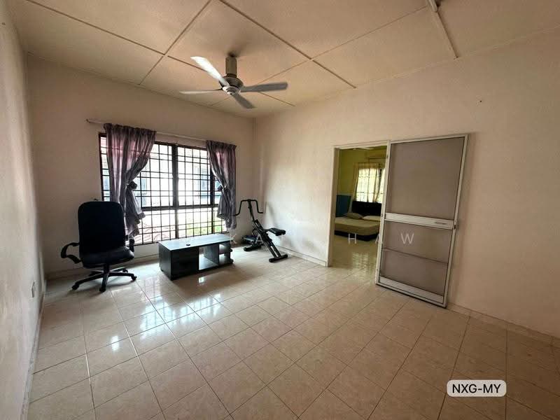 Rumah Berkembar untuk Dijual di Bandar Bukit Tinggi 2 (Klang) - Hao Kai Khaw - Living Room - PropertyGuru.com.my