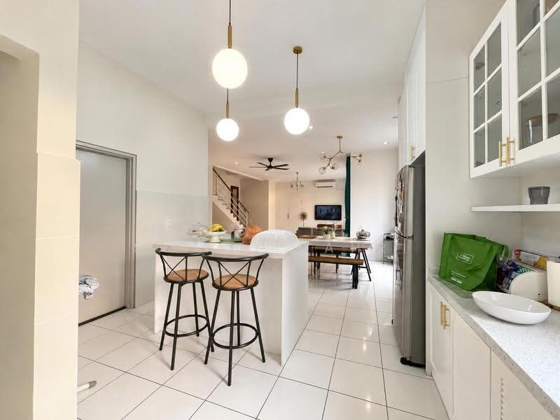 2-storey Terraced House for Sale in Bandar Baru Enstek (Bandar Enstek) - Mohd Aizat Saiful Bahri - Kitchen - PropertyGuru.com.my