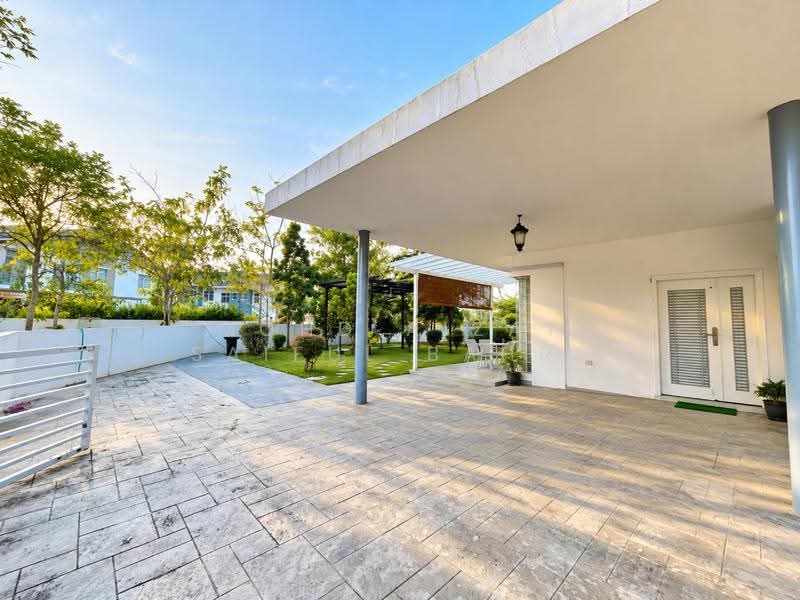 2-storey Terraced House for Sale in Bandar Baru Enstek (Bandar Enstek) - Mohd Aizat Saiful Bahri - Exterior - PropertyGuru.com.my