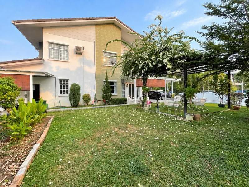 2-storey Terraced House for Sale in Bandar Baru Enstek (Bandar Enstek) - Mohd Aizat Saiful Bahri - Exterior - PropertyGuru.com.my