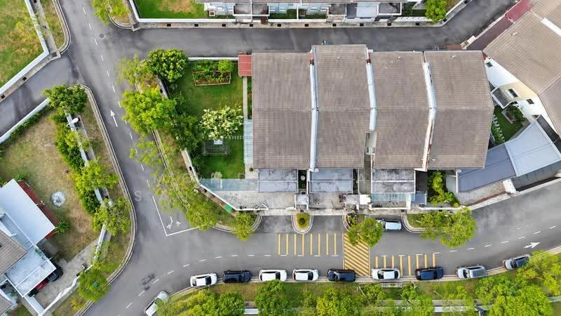 2-storey Terraced House for Sale in Bandar Baru Enstek (Bandar Enstek) - Mohd Aizat Saiful Bahri - Exterior - PropertyGuru.com.my