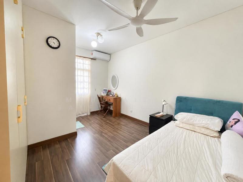 2-storey Terraced House for Sale in Bandar Baru Enstek (Bandar Enstek) - Mohd Aizat Saiful Bahri - Bedroom - PropertyGuru.com.my